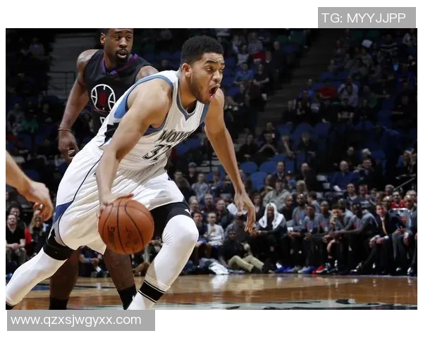 重庆篮球队的灵活性探讨：战术创新与球员适应能力的结合