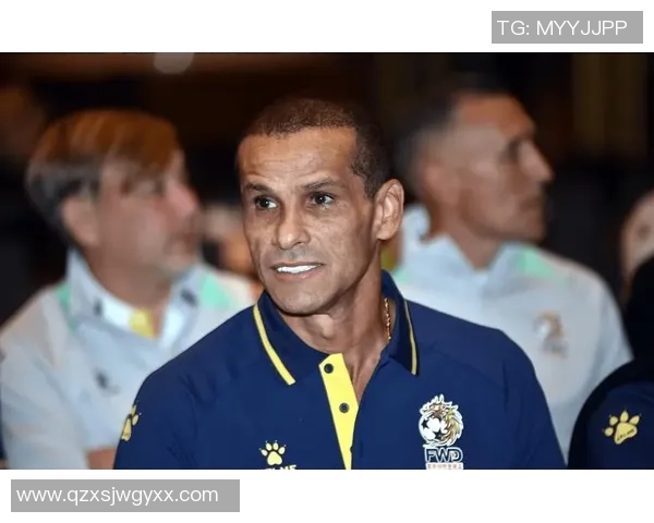 足球明星父亲遭遇抢劫事件引发社会广泛关注和讨论